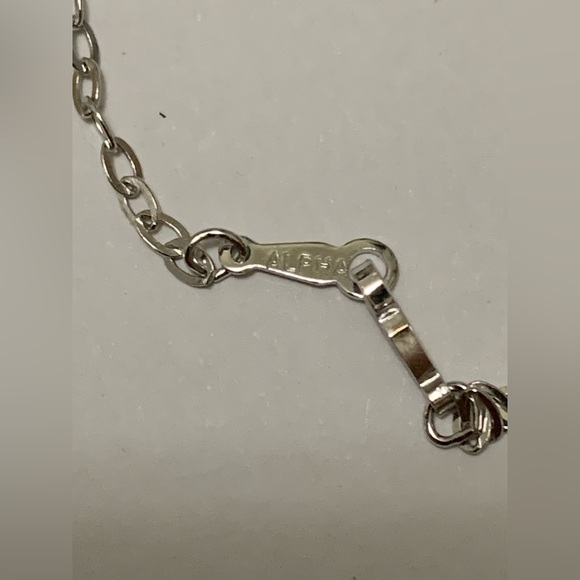 Leo zodiac pendant with 18” chain (Sterling silver) NEW Vintage - Picture 8 of 8